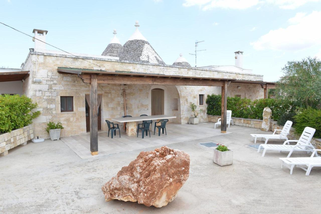 הוילה אלברובלו Trullo Country Relax Lumieri מראה חיצוני תמונה